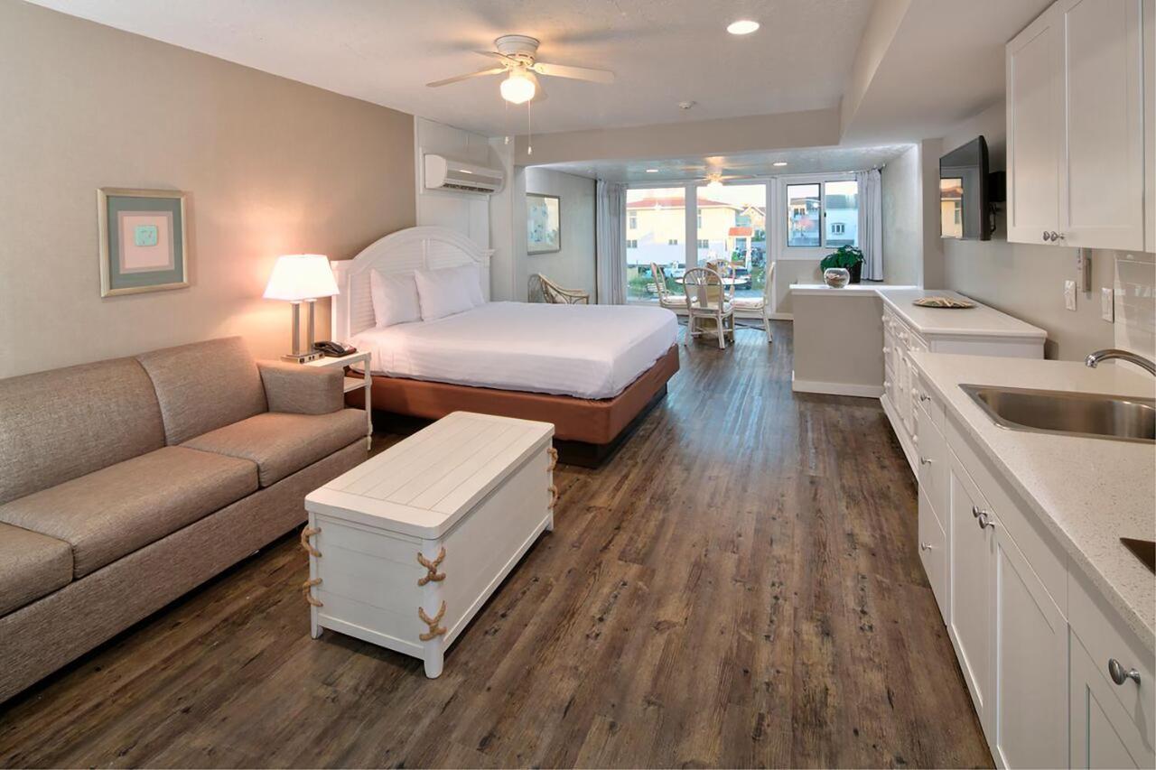 Surf Club Oceanfront Hotel 듀이 비치 외부 사진